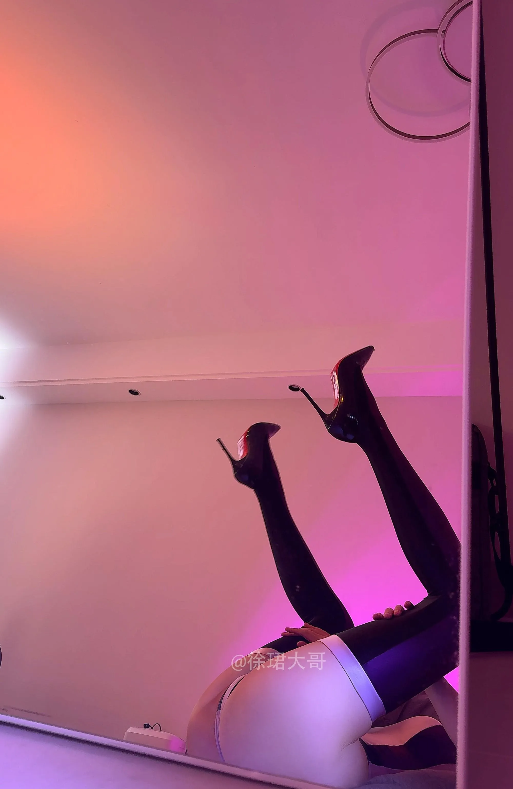 NO.007 徐珺大哥 – 连体衣好紧 [10P]插图6